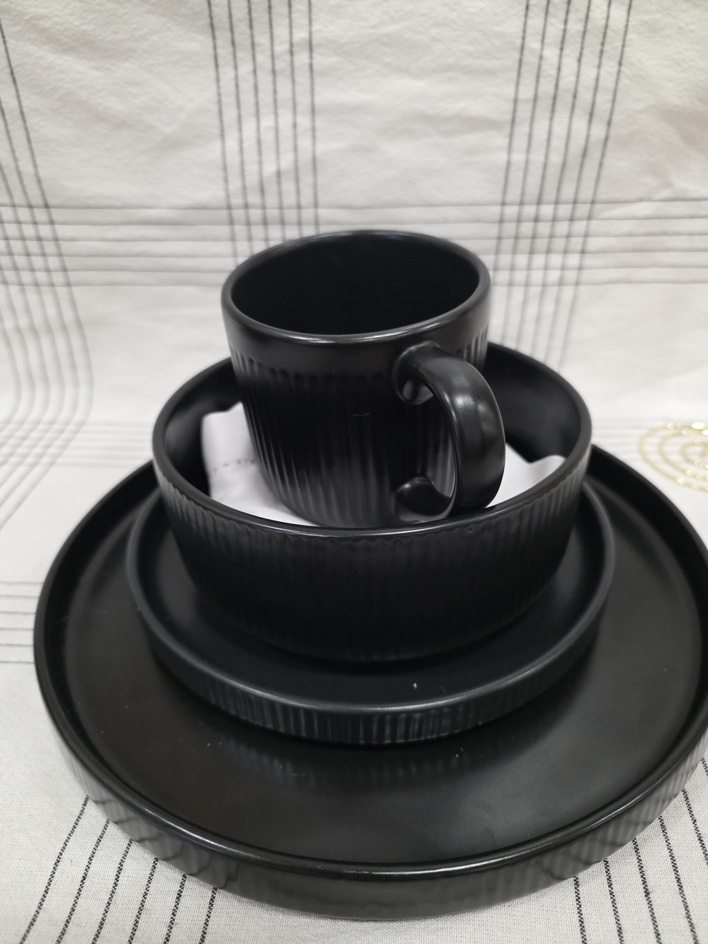 16 Piece Dinner Set